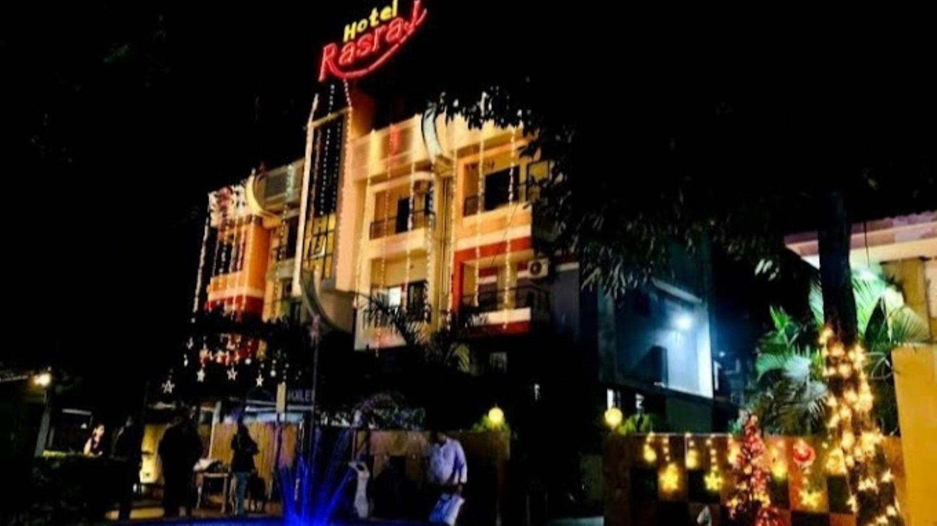 Hotel Rasraj , Dhule Exterior photo